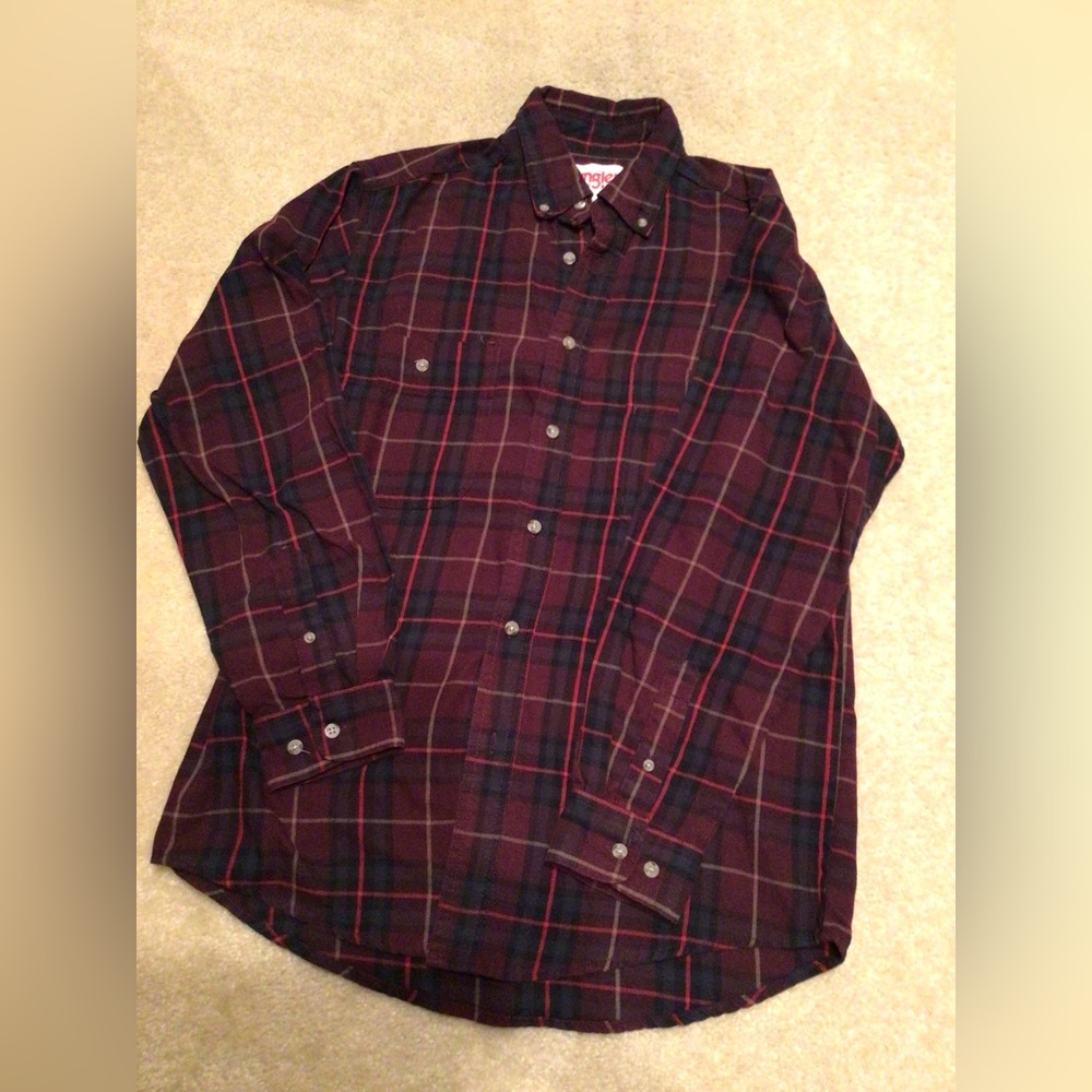 Young men, size Medium, long sleeve shirt, Brand Wrangler